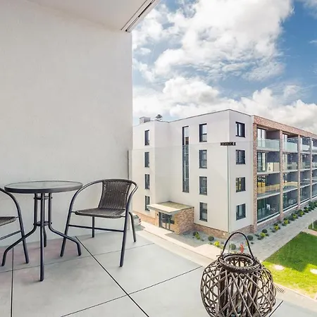 Z Garazem Niebieska Perla 25 G - Perlowa Przystan Lägenhet Kołobrzeg